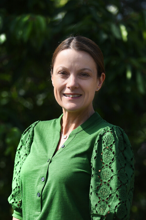 Mrs Melanie Samuels Image