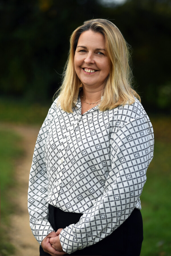 Miss Nicola Waylen Image