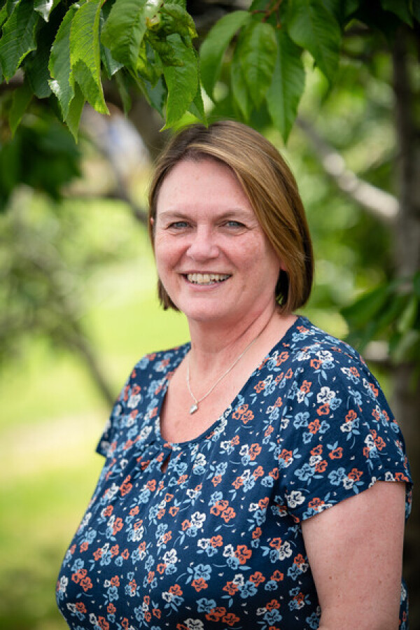 Mrs Tracy Hussey Image